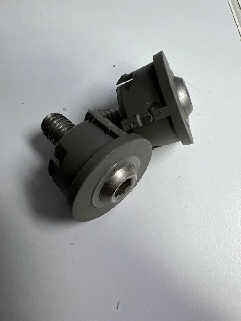 classic herman miller aeron office chair hip pivot replacement part nulife chairs los angeles